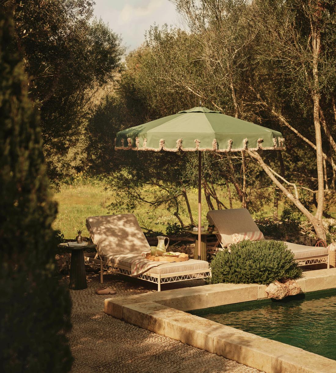 green patio deck umbrellas with valance MASTERCANOPY 9ft Umbrella Valance, Crank and Tilt  8 Ribs Outdoor Market Umbrella, UV/Fade Resistant, Waterproof Canopy with Wind Vent for Garden, Deck, Backyard, Pool (Forest Green) in vents and is supported with 8 steel ribs so you can use it on your back deck Clihome 10 ft. Cantilever Tassel
