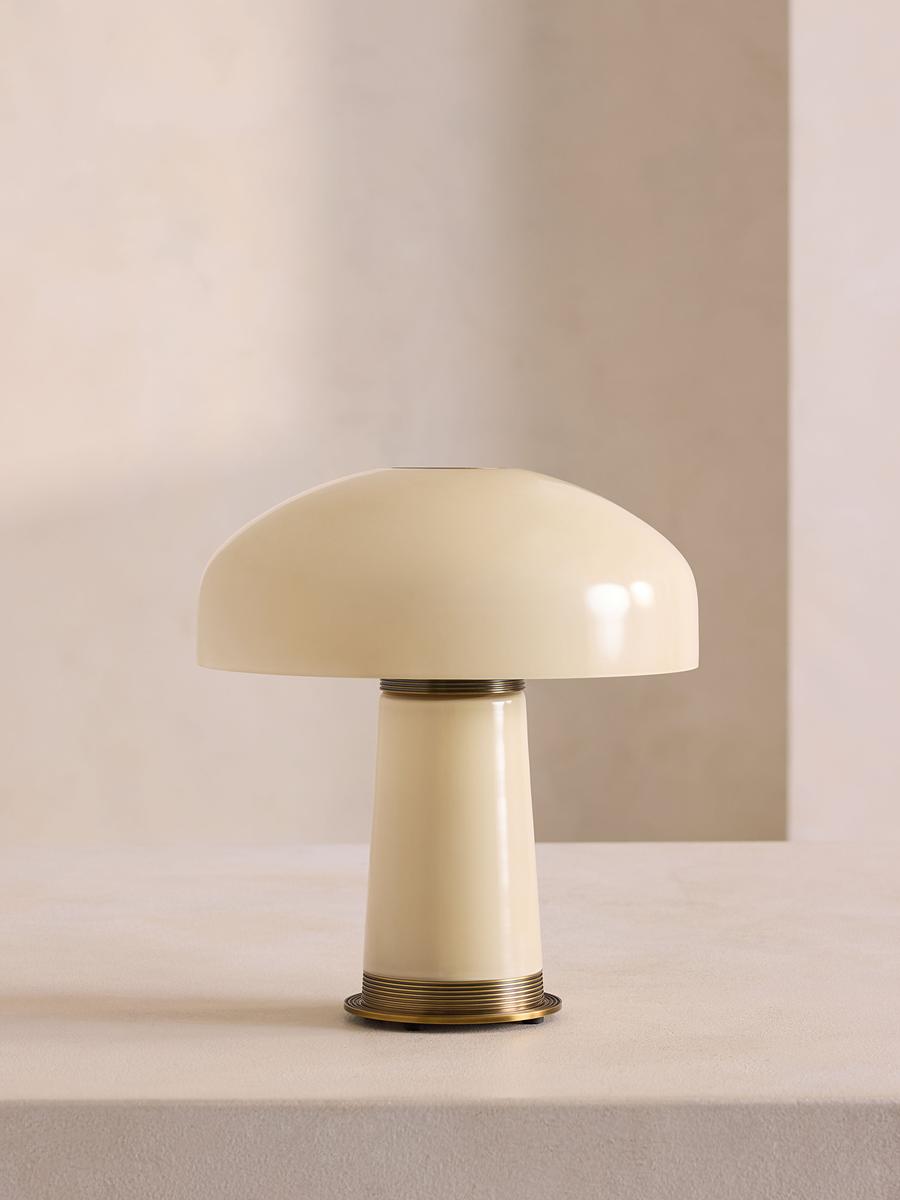B&P Lamp® 9 7/8\" Shade, Melon, Hunter Green/Cream Tint