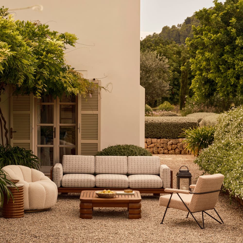 Catania Outdoor Armchair - Pierre Frey Cassis - Lifestyle - Image 3
