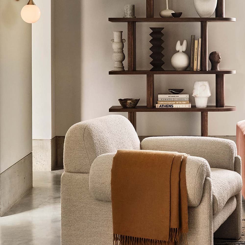 Spindle Wall Light - US - Lifestyle - Image 3