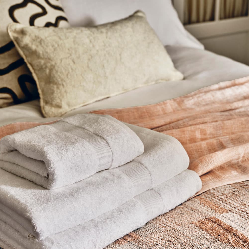 House Hand Towel - 82 x 50cm - Lifestyle - Image 3