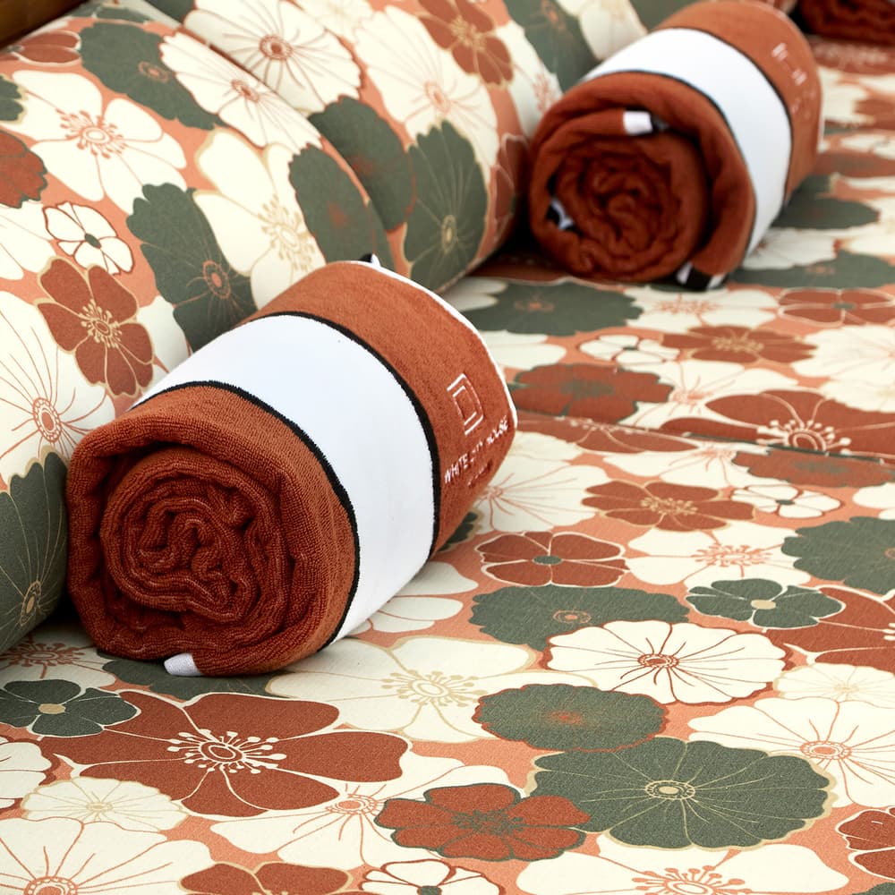 House Pool Towel - White City - Lifestyle - Image 3