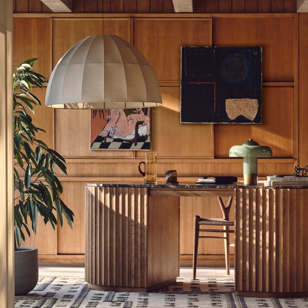 Maris Pendant - US - Lifestyle - Image 3