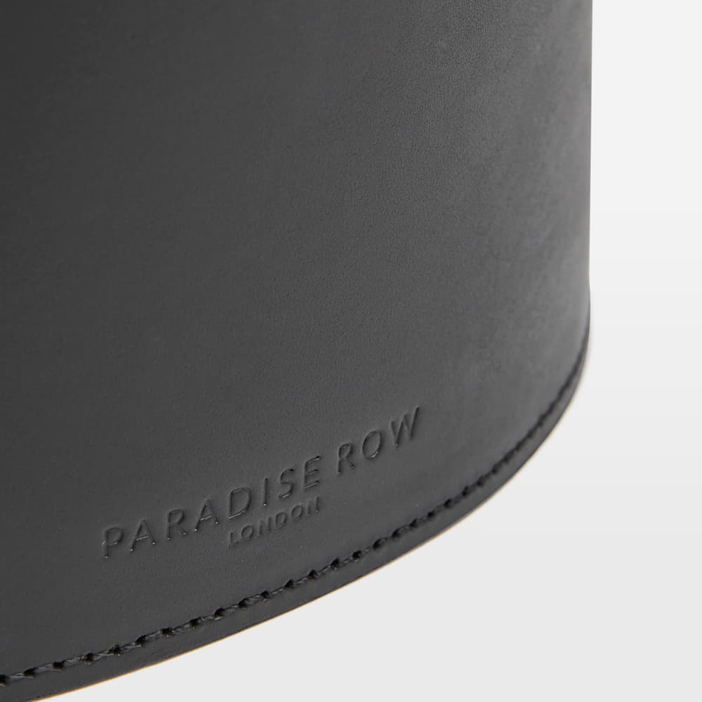 Paradise Row Plant Pot - Black - Images - Image 3