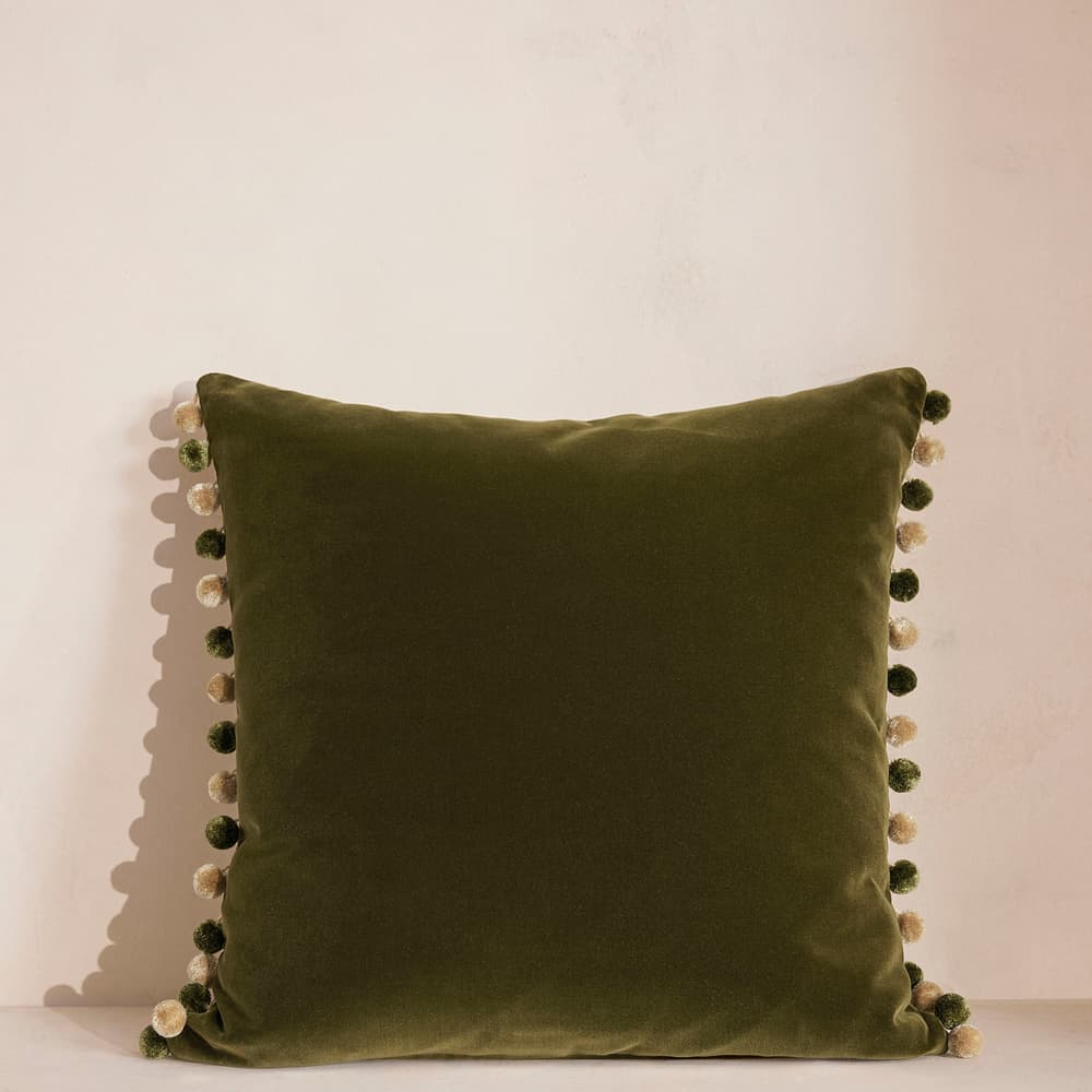 Lando Cushion - Images - Image 3