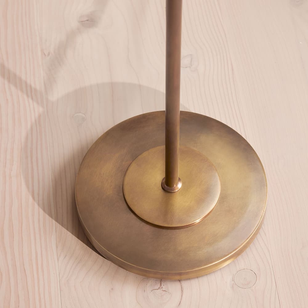 Renato Floor Lamp - Images - Image 3