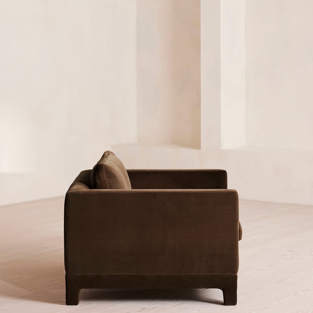 Ashford Loveseat Sofa - Velvet - Chocolate - Images - Image 3