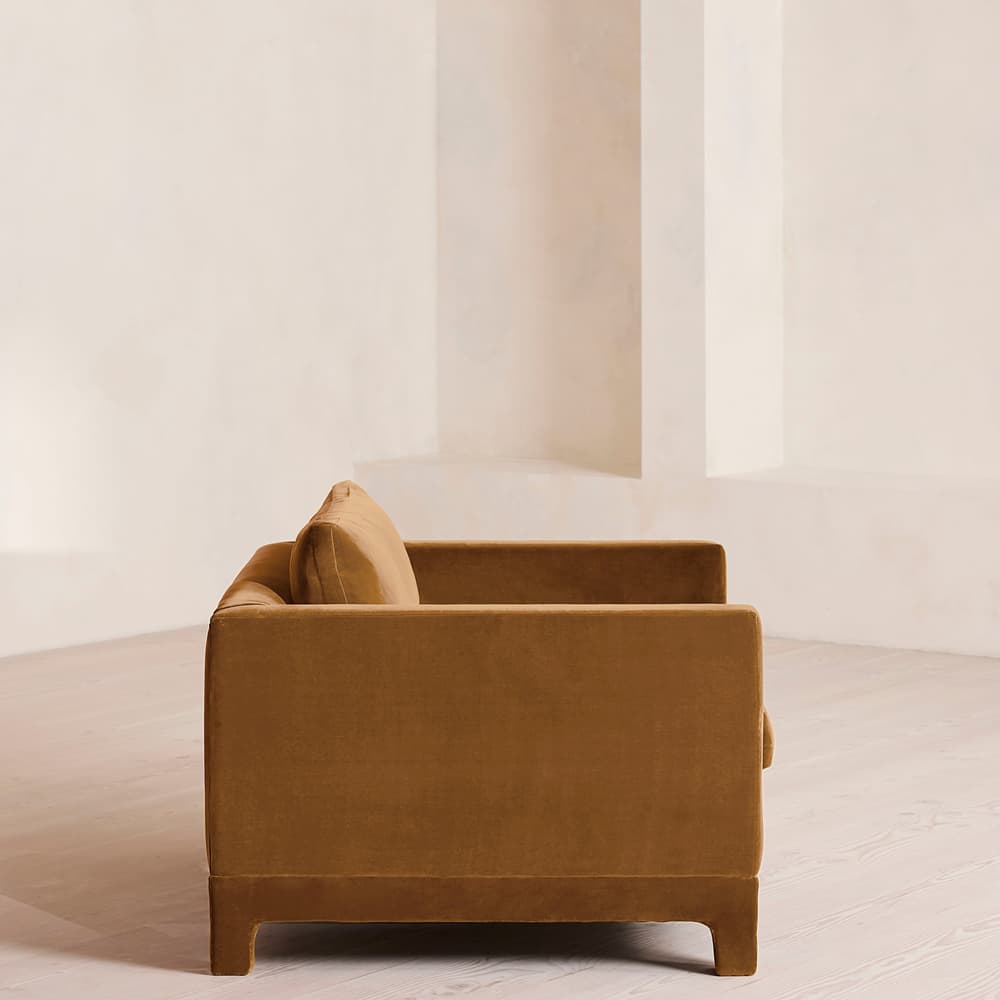 Ashford Loveseat - Velvet - Mustard - Images - Image 3