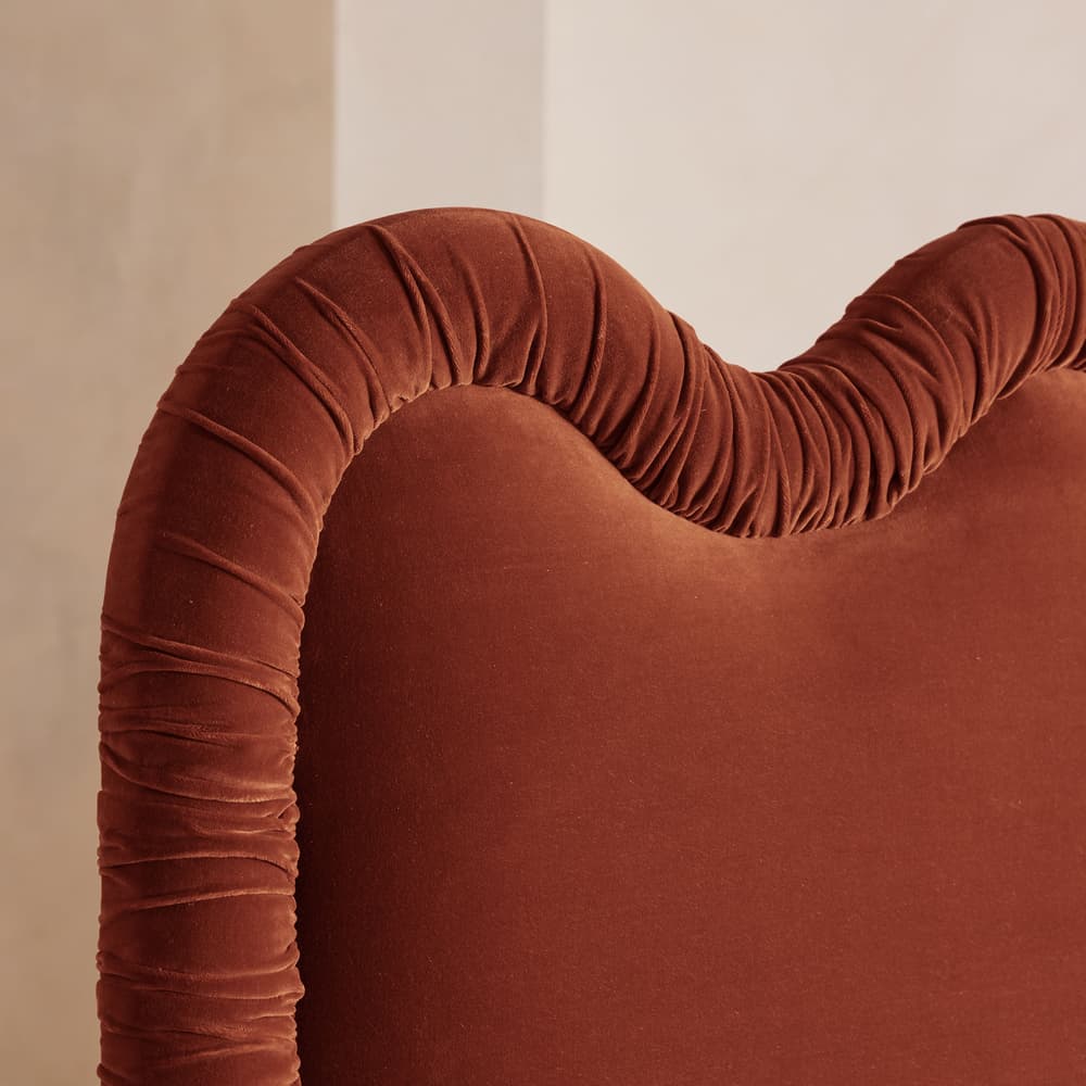 Tristan Bed - King - Velvet - Rust - US - Images - Image 3