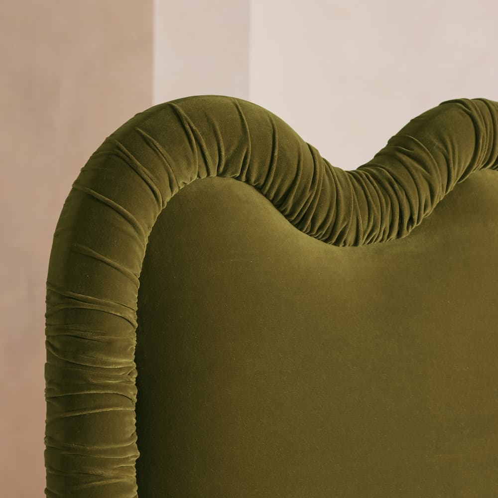 Tristan Bed - King - Velvet - Olive - US - Images - Image 3