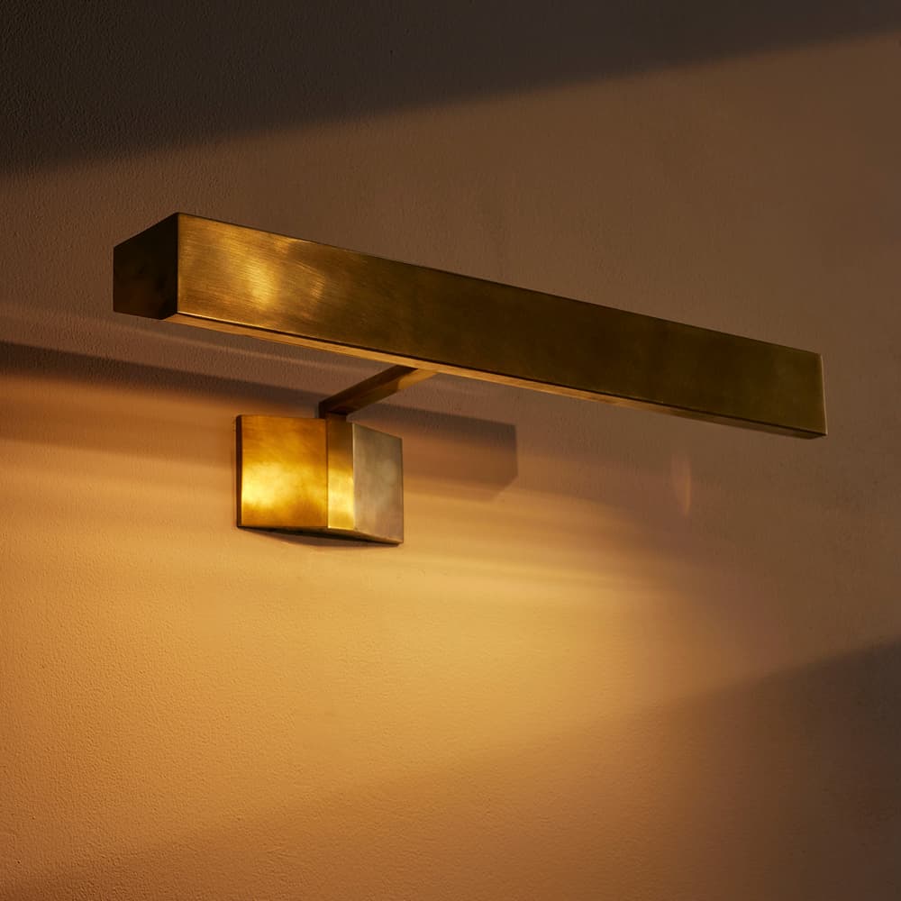 Enrica Picture Light - 18' US - Images - Image 3