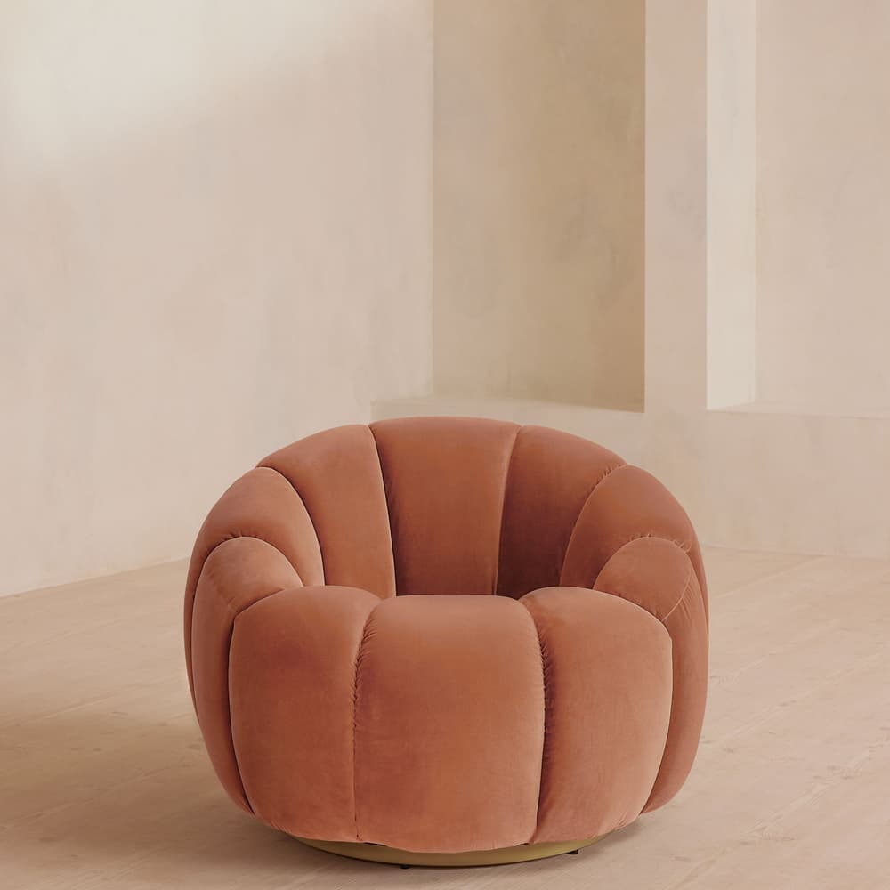 Garret Armchair - Velvet - Antique Rose - Listing - Image 3