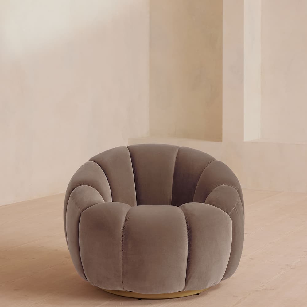 Garret Armchair - Velvet - Taupe - Listing - Image 3