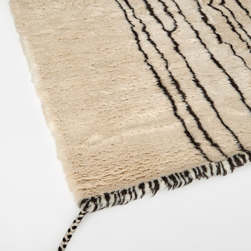 Adagir Rug - 170 x 240cm - Images - Image 3