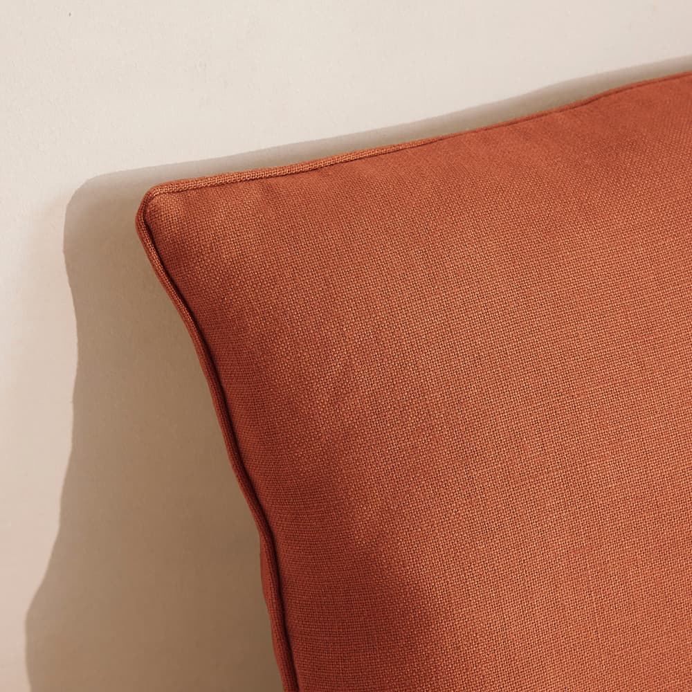 Vinnie Square Cushion - Antique Rose - Images - Image 3