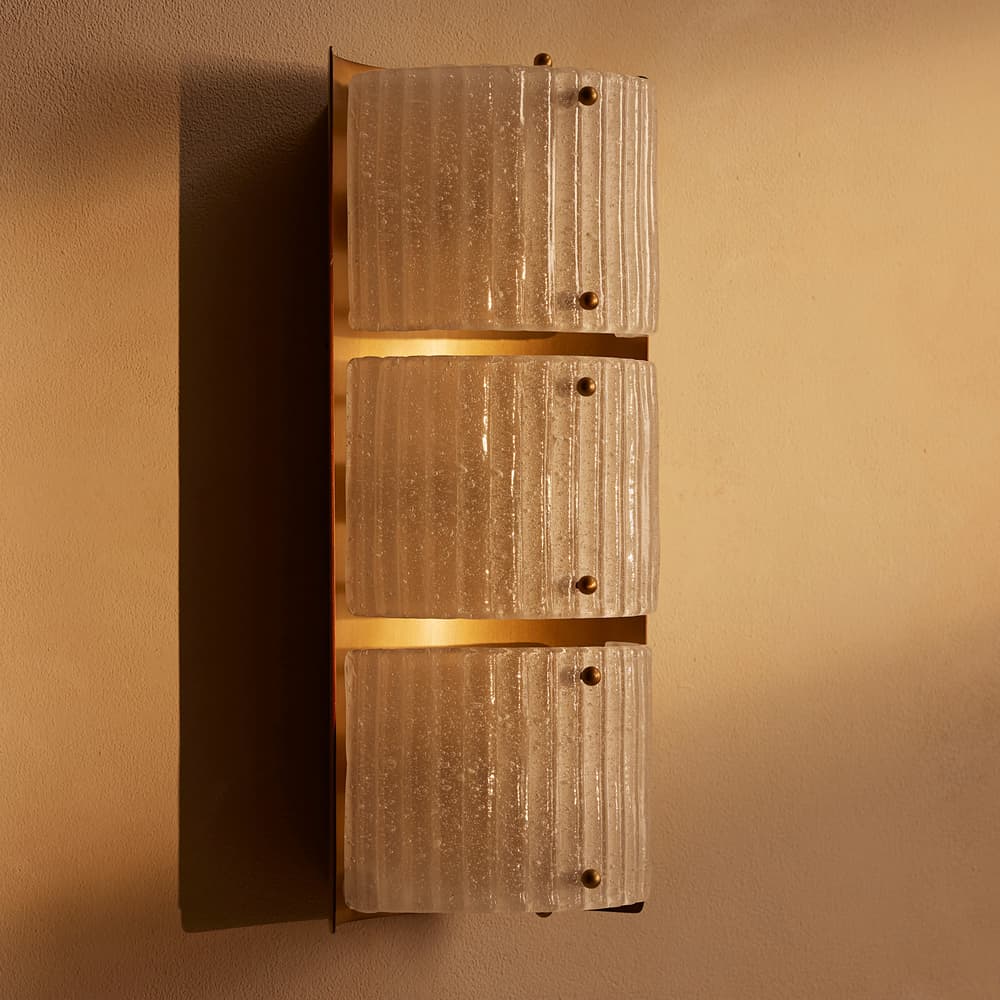 Bronte Wall Light - Images - Image 3