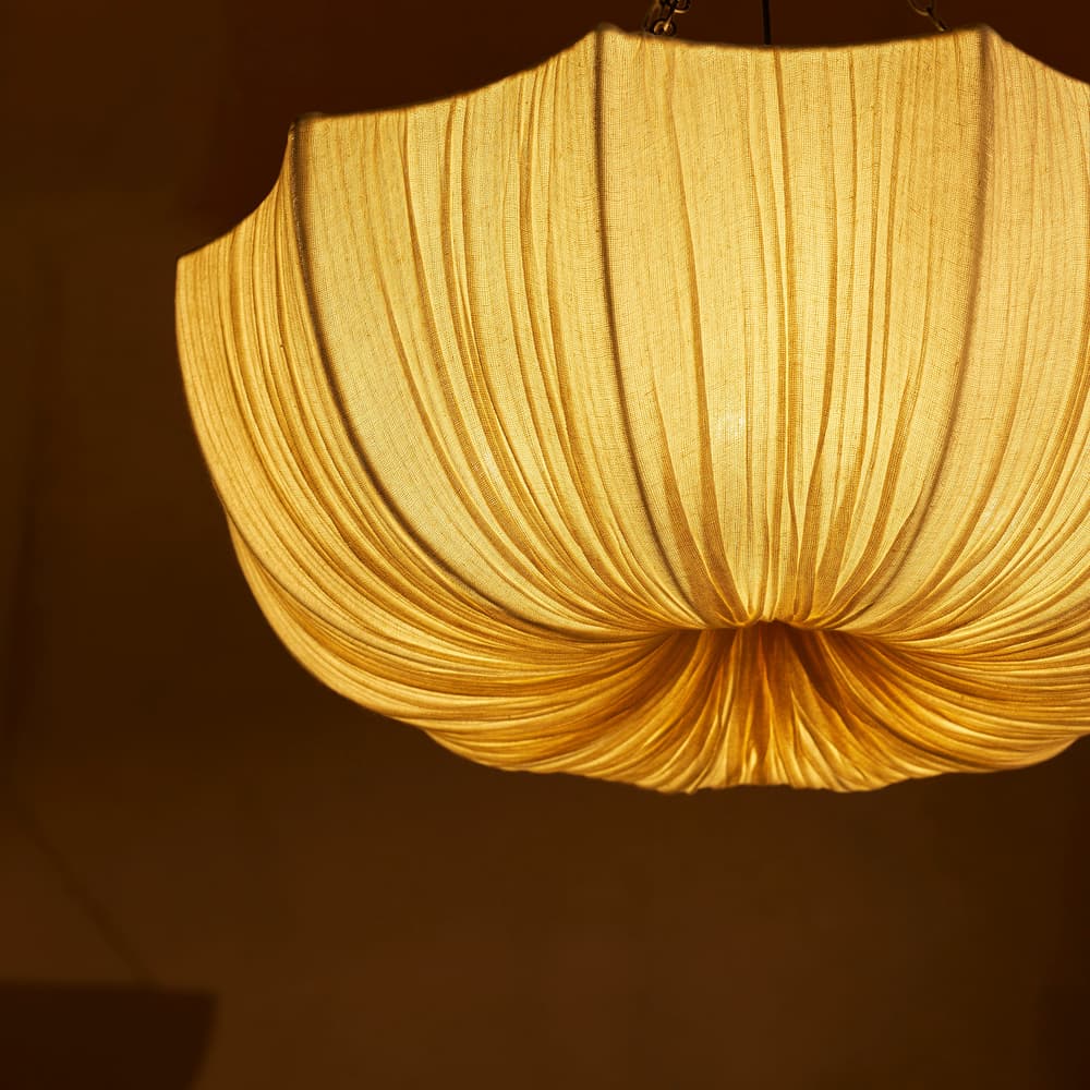 Aldwin Pendant - US - Images - Image 3