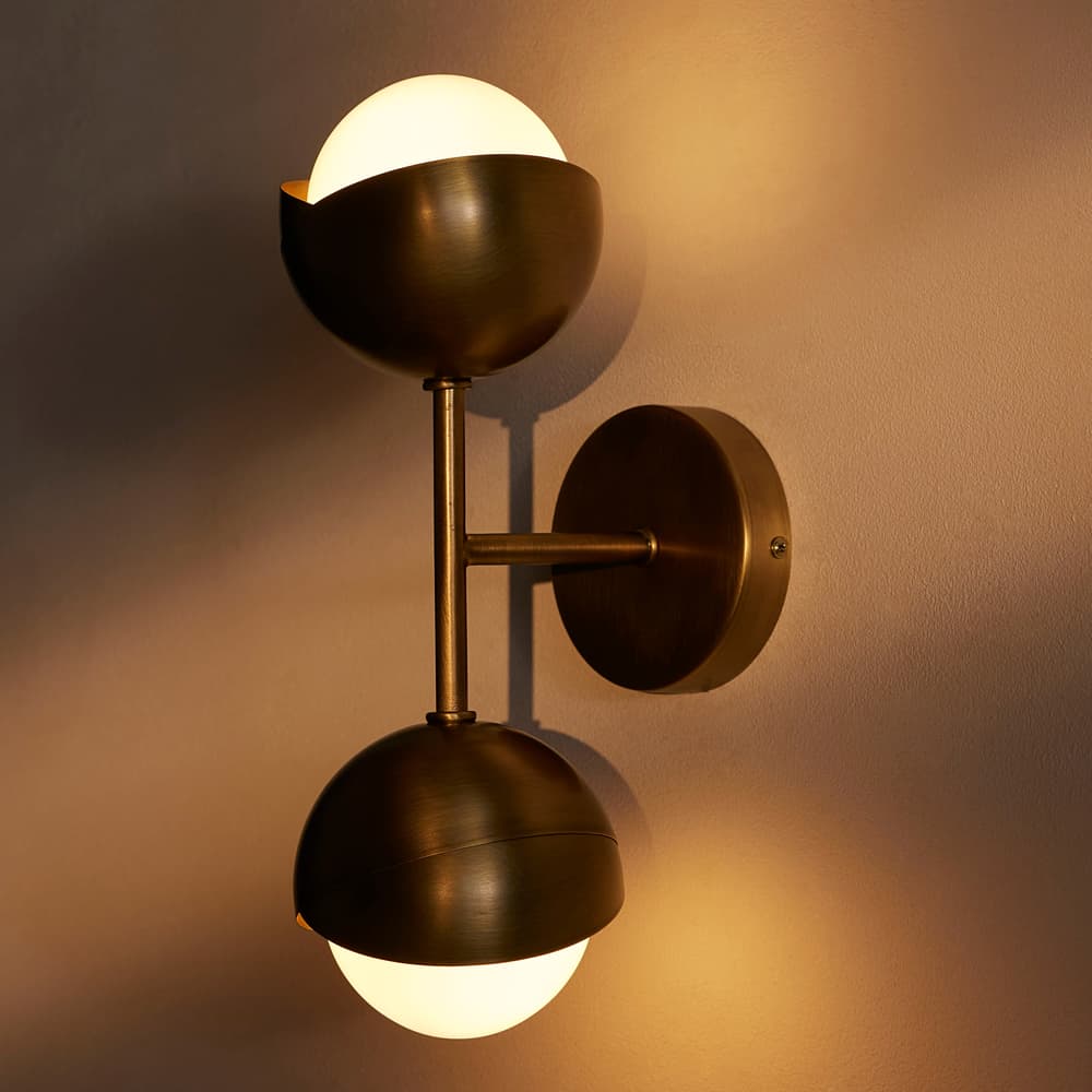 Seed Wall Light Antique Brass - Images - Image 3