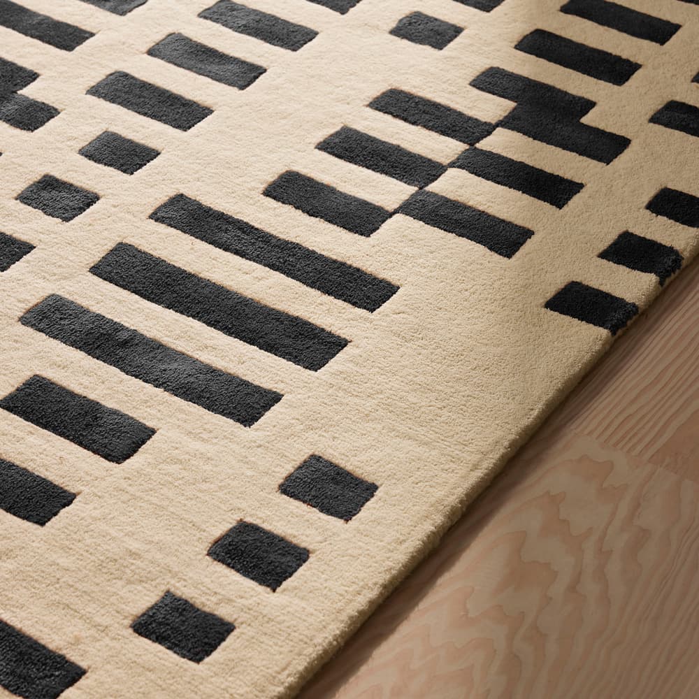 Raya Rug Black - 170 x 240cm - Images - Image 3
