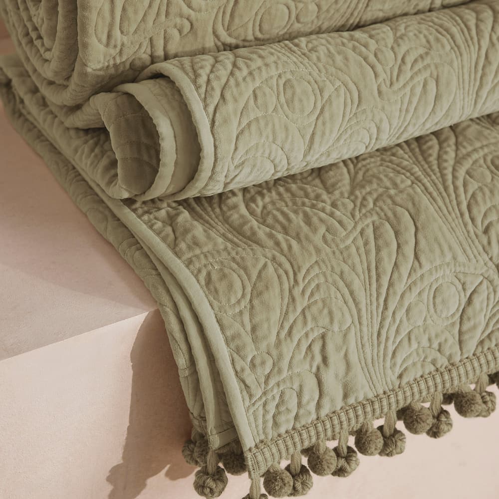 Obie Bedspread Sage - 230 x 230cm - Images - Image 3