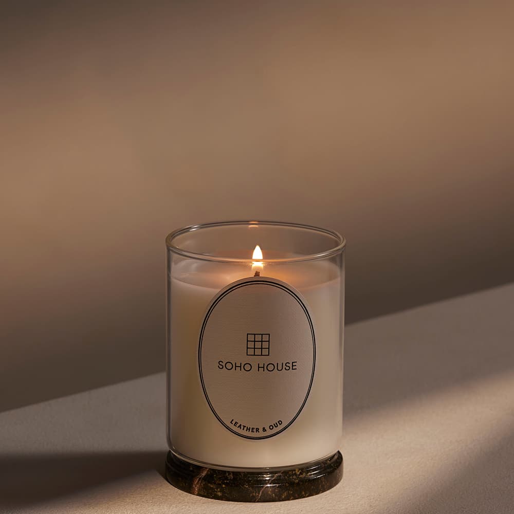 Leather & Oud Candle 250g - Listing - Image 3