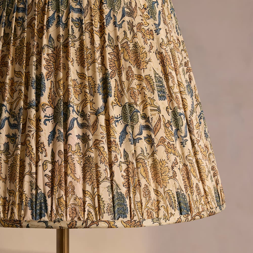 Farmhouse Floor Shade - 45cm - Images - Image 3
