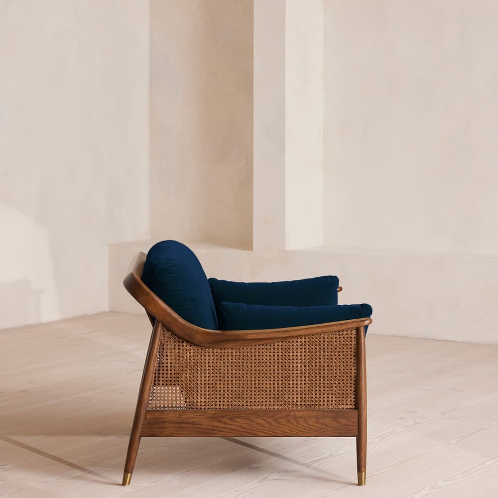 Atlanta Loveseat - Velvet - Royal Blue - Images - Image 3
