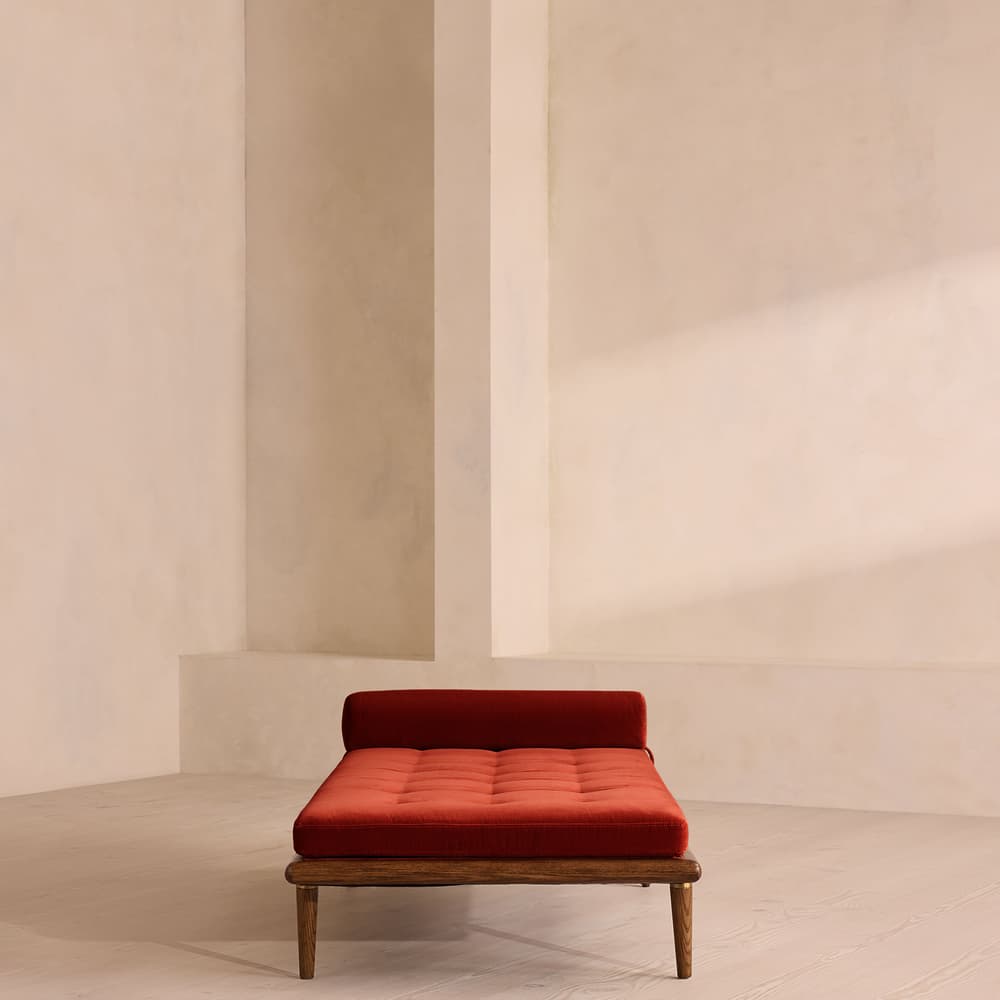 Theodore Daybed - Rust Velvet - US - Images - Image 3