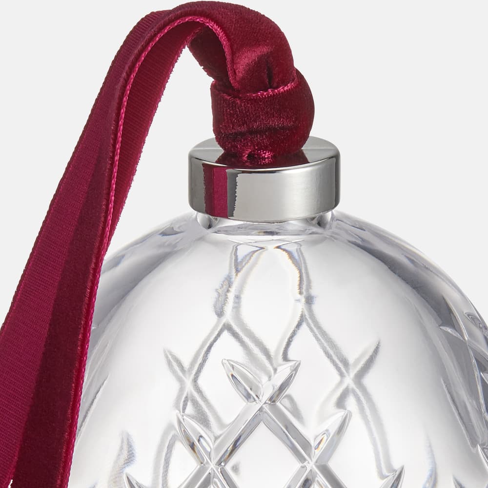 Barwell Crystal Decoration - Images - Image 3