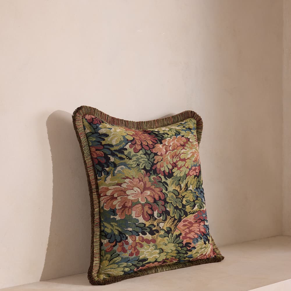 Greek Street Cushion - Images - Image 3