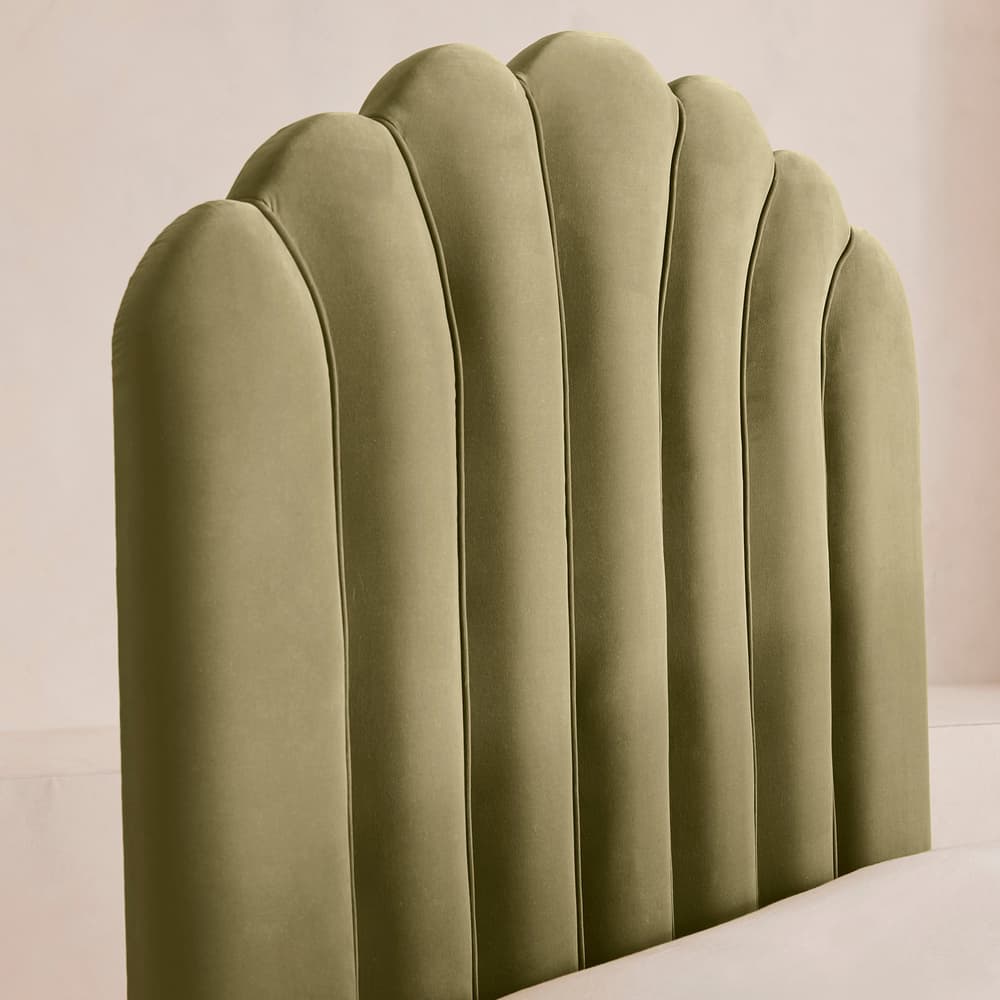 Manette Bed - King - Velvet Lichen - Images - Image 3