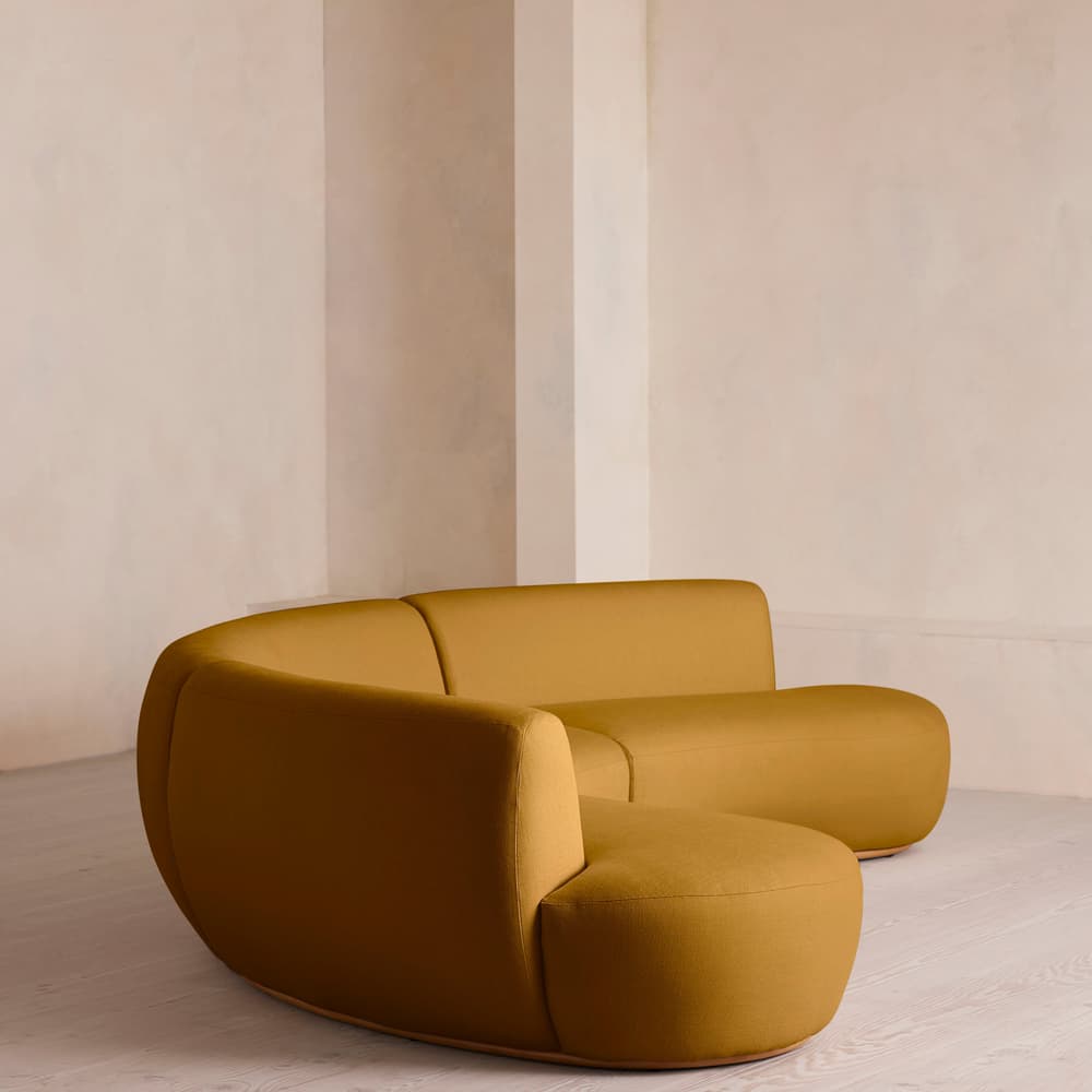 Aline Serpentine Modular Sofa - Four Seater - Linen - Turmeric - US - Images - Image 3