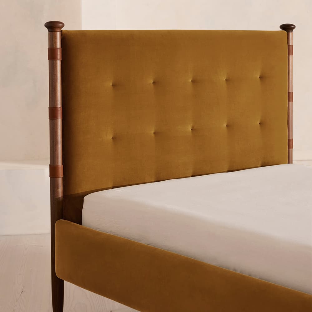Paolo Bed - Queen - Velvet - Mustard - US - Images - Image 3