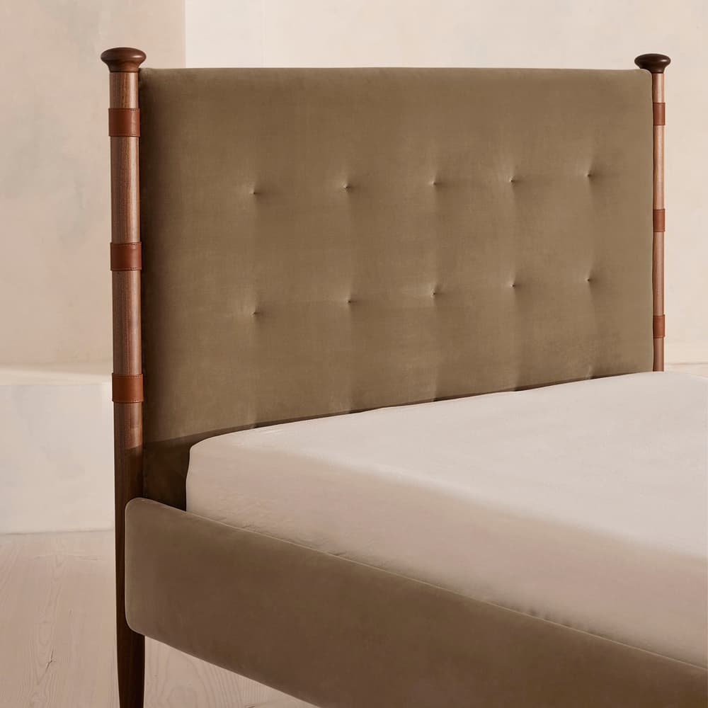 Paolo Bed - Full - Velvet - Truffle - US - Images - Image 3