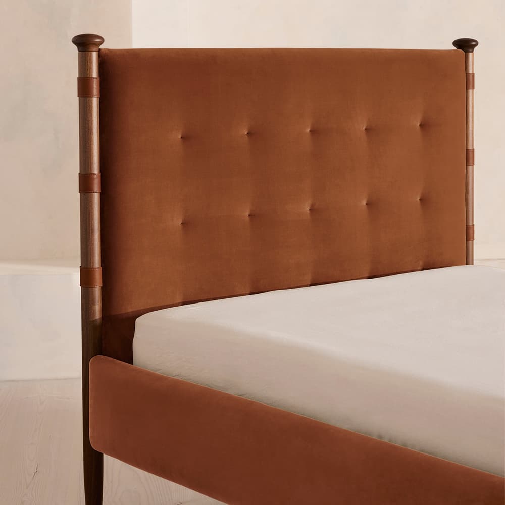 Paolo Bed - Queen - Velvet - Cinnamon - US - Images - Image 3