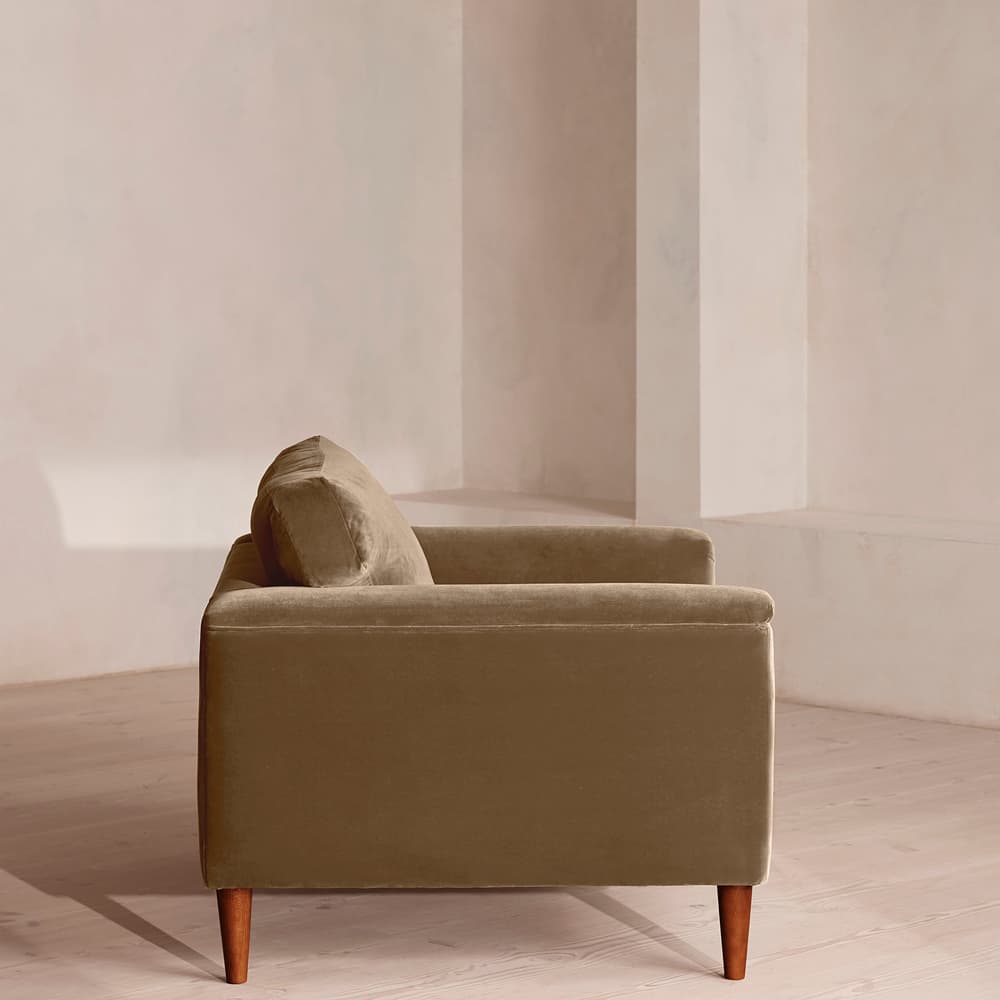 Reya Loveseat - Velvet - Truffle - US - Images - Image 3