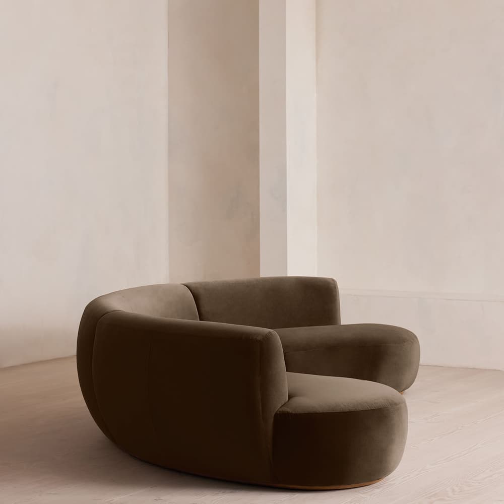 Aline Serpentine Modular Sofa - Four Seater - Chocolate Velvet - UK - Images - Image 3