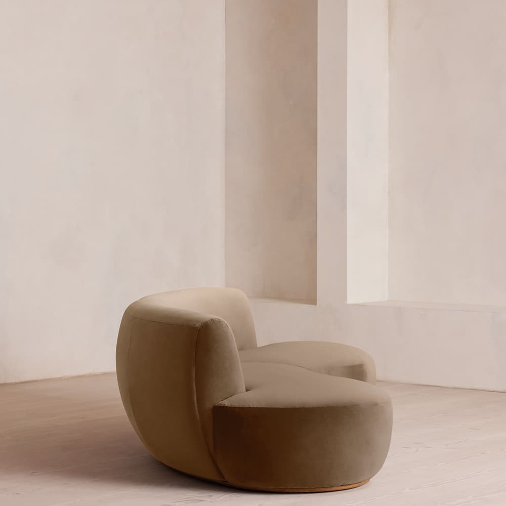 Aline Serpentine Modular Sofa - Three Seater - Velvet - Truffle - UK - Images - Image 3