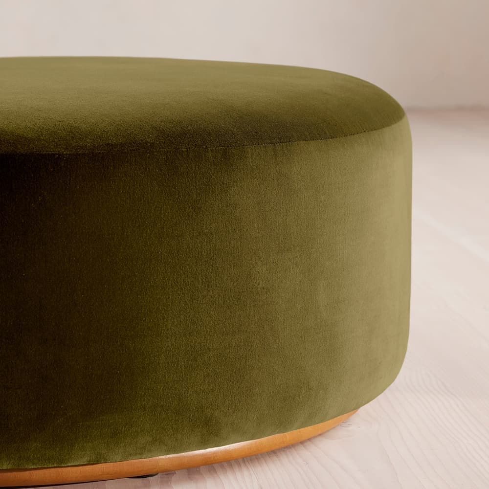 Aline Ottoman - Velvet - Olive - Images - Image 3