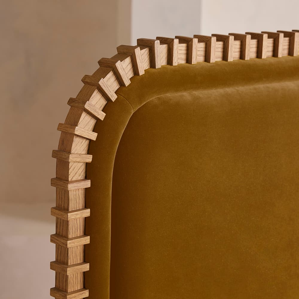 Angus Bed - King - Velvet - Mustard - US - Images - Image 3