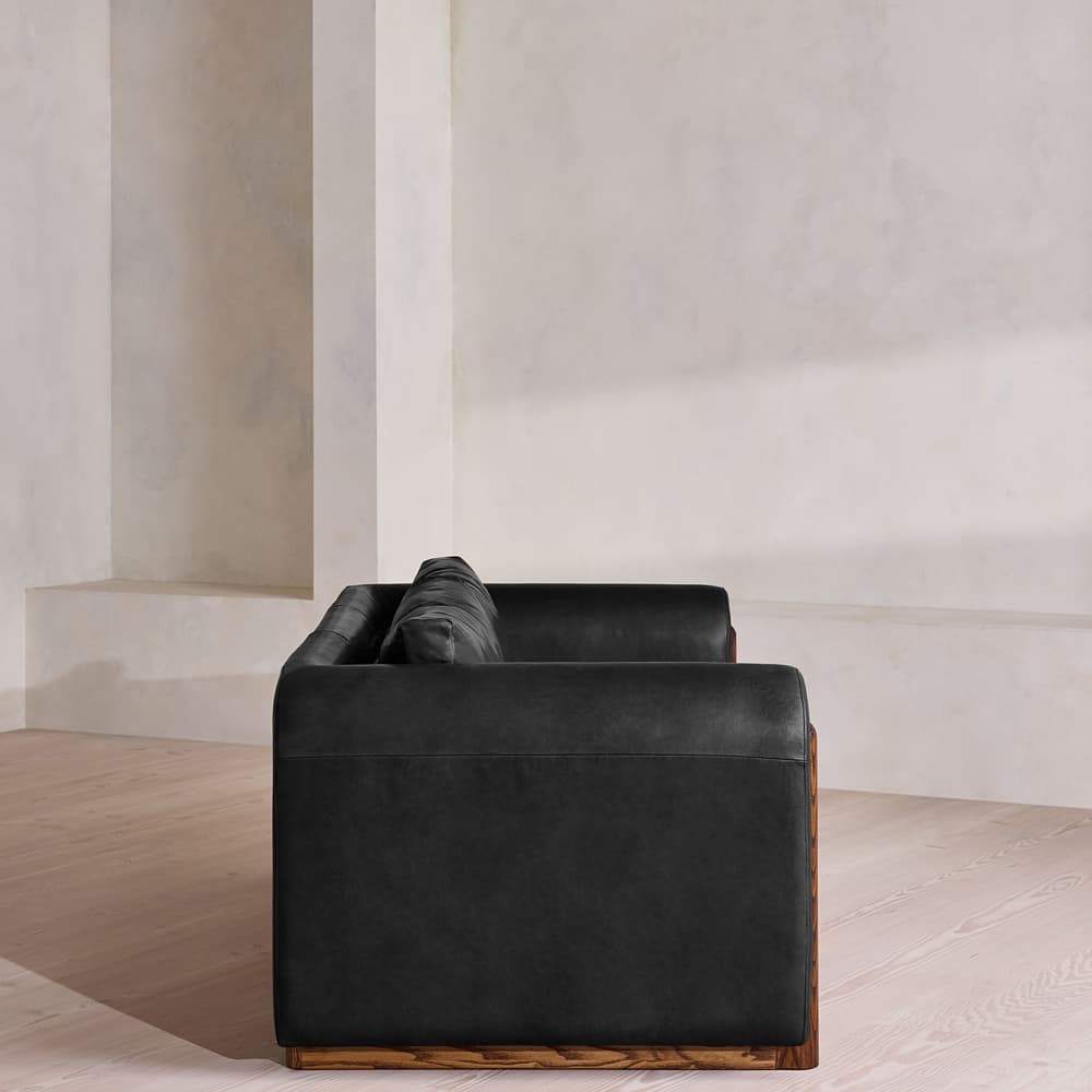 Farrell Three Seater Sofa - Leather - Black - UK - Images - Image 3