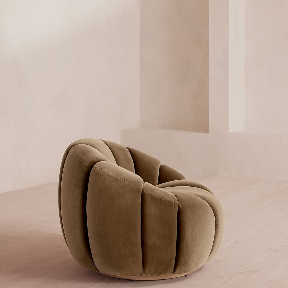 Garret Chair - Velvet - Truffle - UK - Images - Image 3
