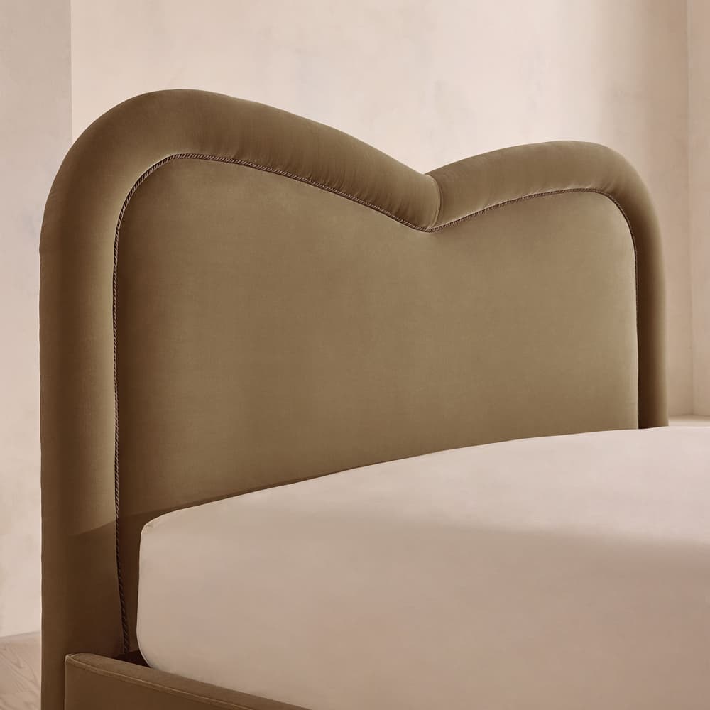 Keira Bed - King - Velvet - Truffle - UK - Images - Image 3