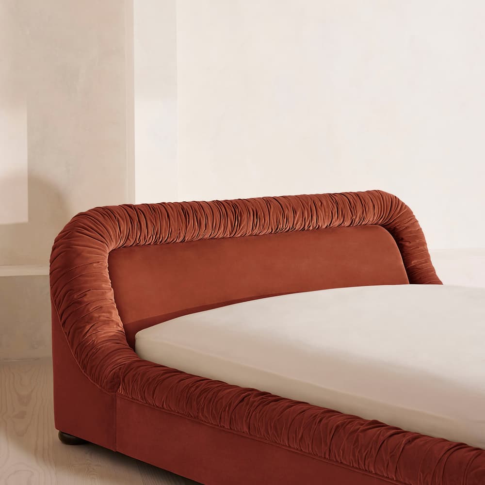Vara Bed - King - Velvet Rust - Images - Image 3