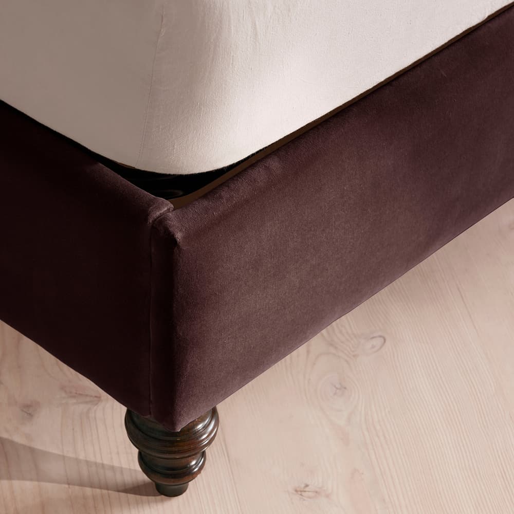 Rivas Bed - Emperor - Velvet - Aubergine - UK - Images - Image 3