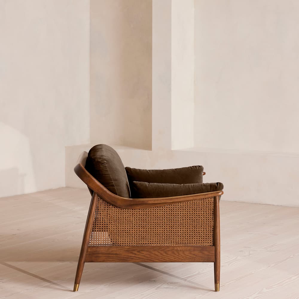 Atlanta Loveseat - Velvet - Chocolate - Images - Image 3