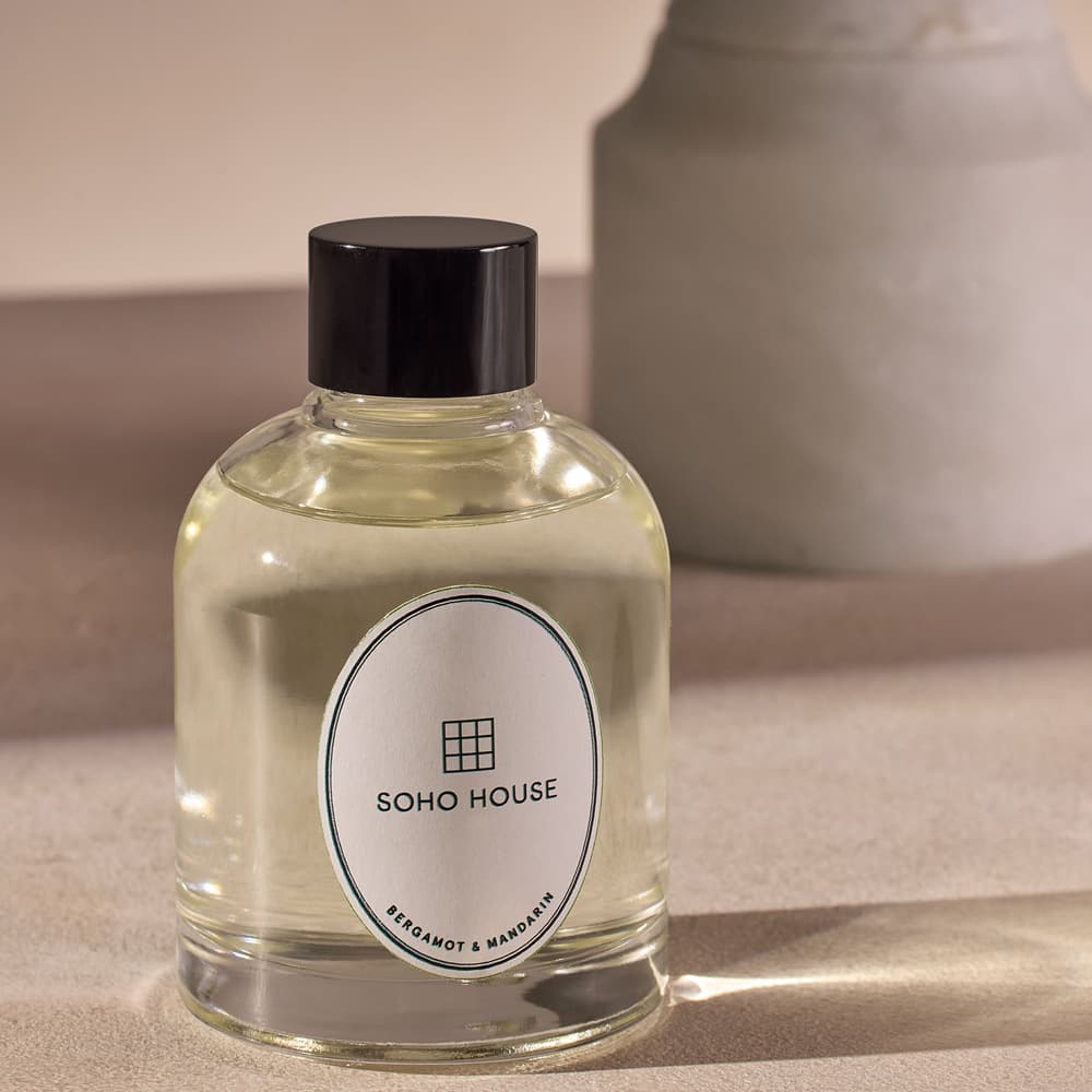 Bergamot & Mandarin Zest Diffuser Refill - 150ml - Images - Image 3