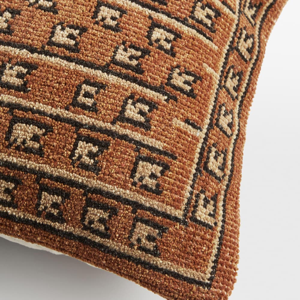 Bresle Square Cushion - Rust - Images - Image 3