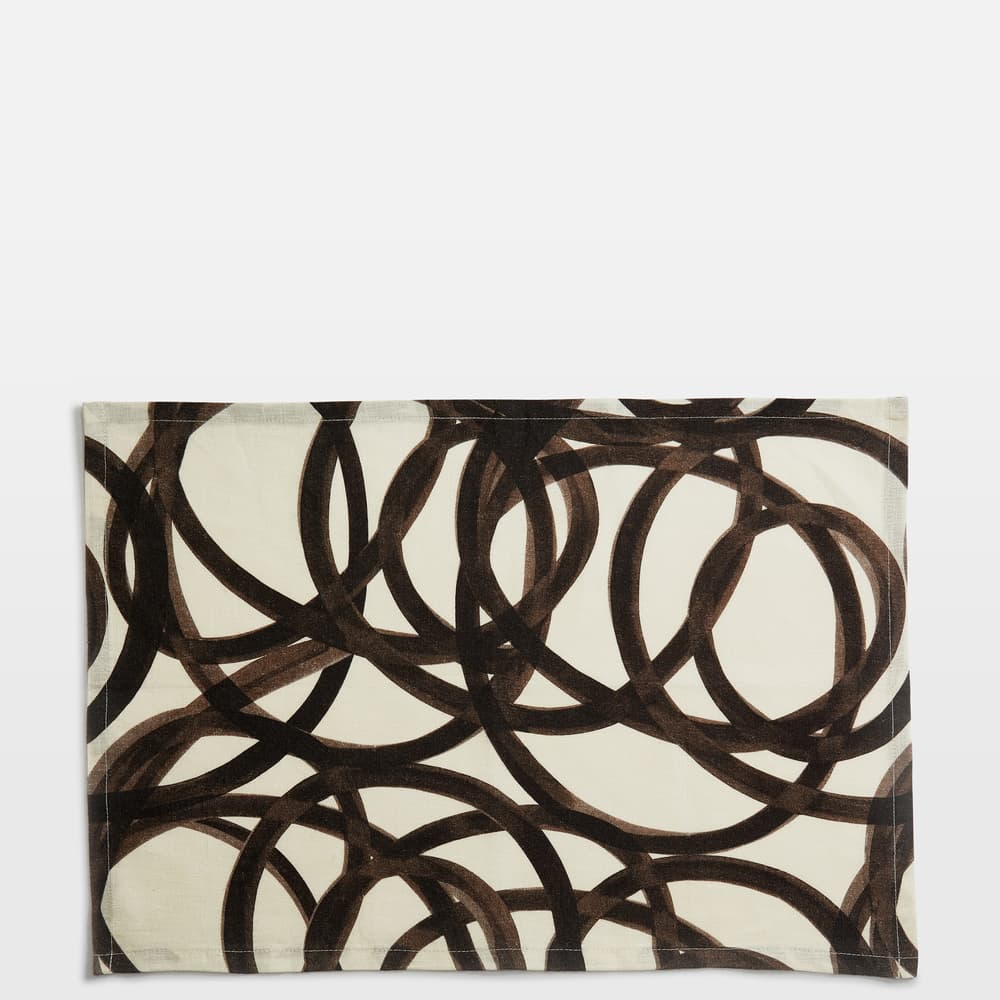 Suzannah Linen Placemats Swirl - Set of Four - Images - Image 3