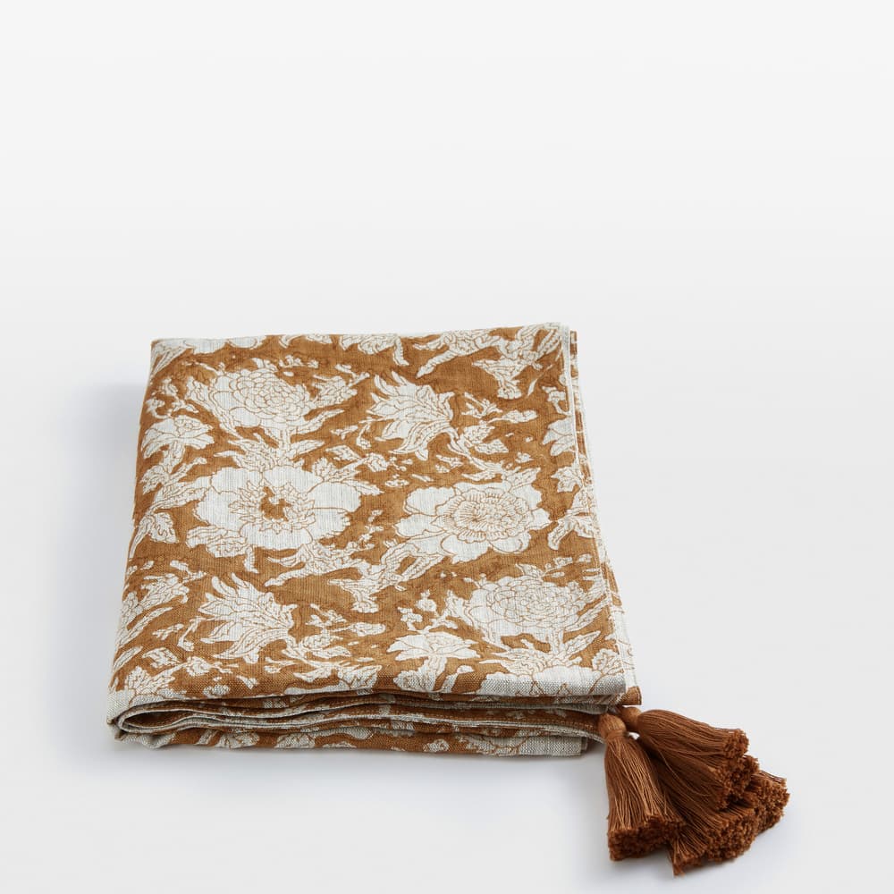 Jesse Table Runner - Images - Image 3
